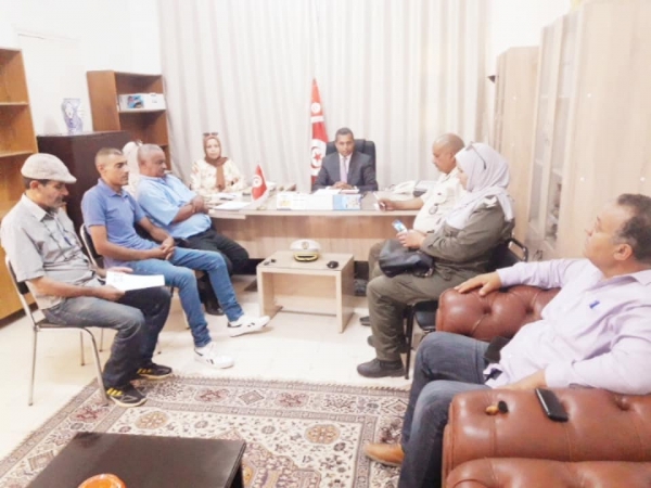 في إطار الحرص على متابعة الوضع البيئي بالجهة وبهدف معاضدة جهود المصالح البلدية ( بلدية الشبيكة، بلدية عبيدة )